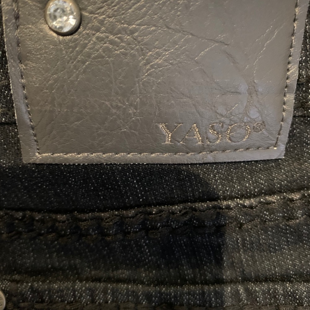 NWT - YASSO BRAND CAPRIS - Picture 4 of 7